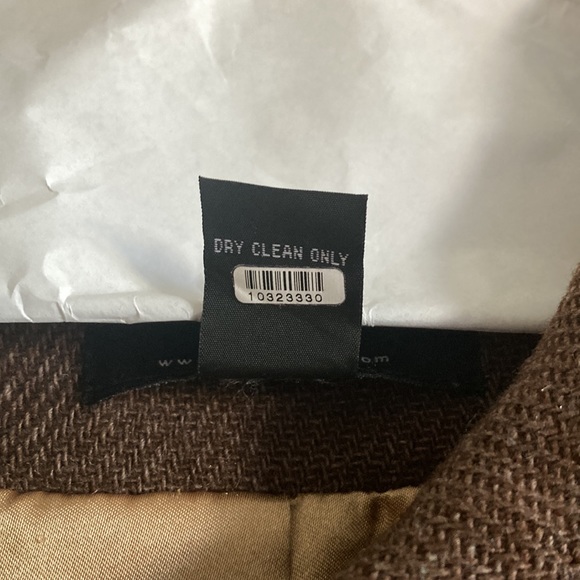 Lovely Medium Coffee-Brown Wool Coat.  Soft-Slub, Satin-Lined, Minimal Pilling - Picture 5 of 6